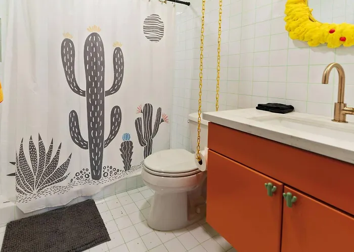 Gasthof Charming New Retreat, Prime Location Mins To Dt & Phx Airport